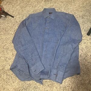 UNTUCKit Chambray Blue Shirt